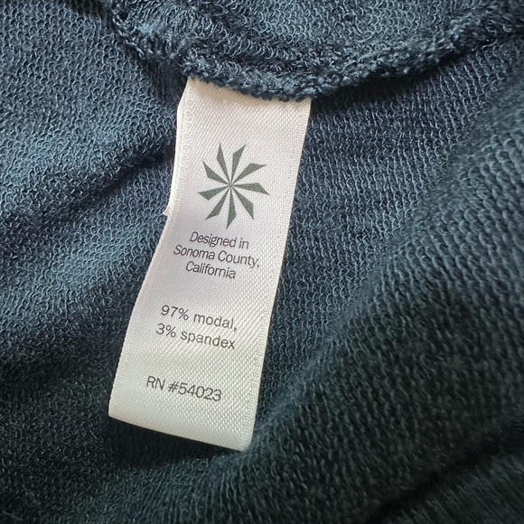 Athleta Hunter Green Criss Cross Bottom Dress Size S - Picture 4 of 8